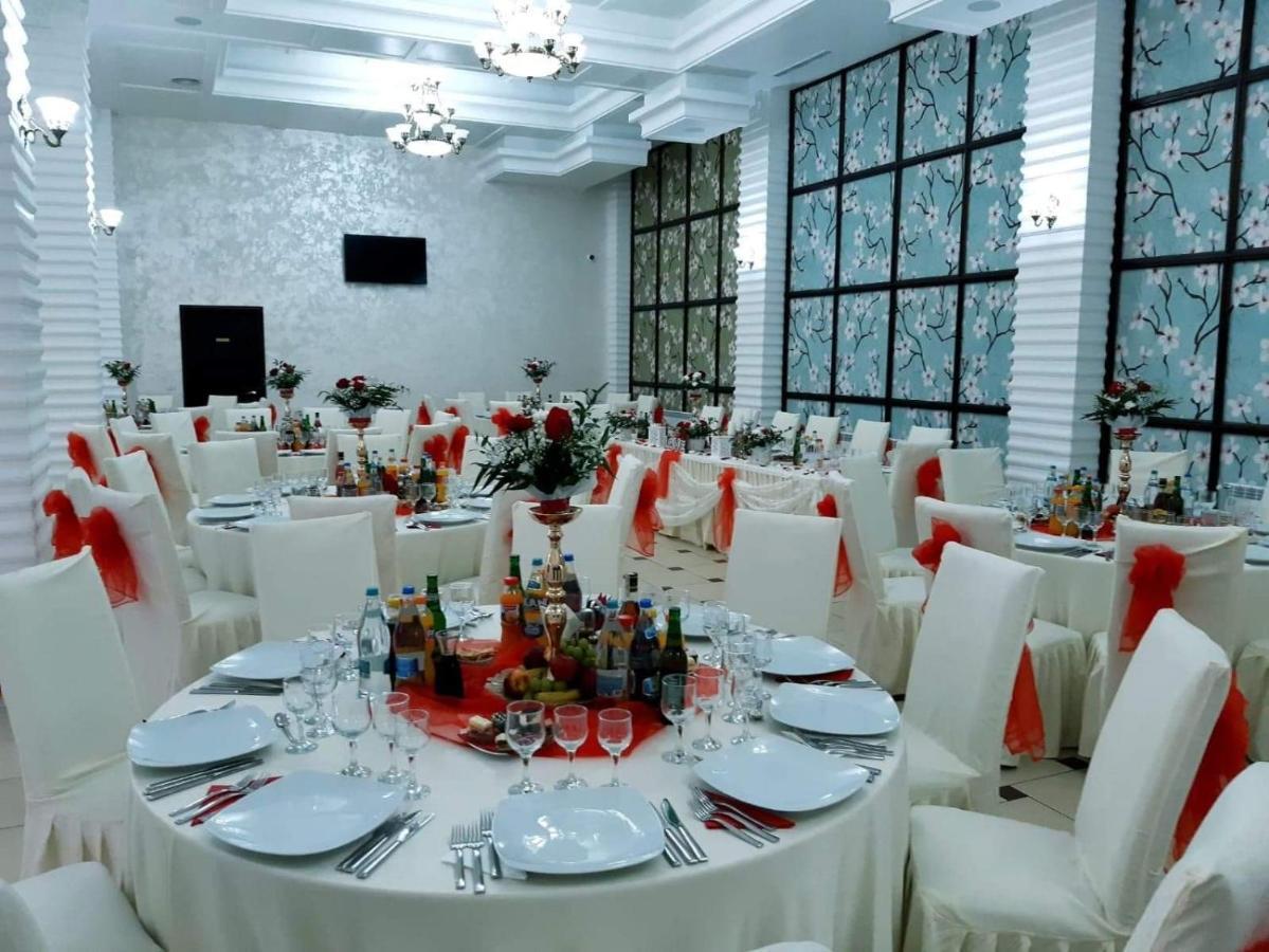 Hotel Ro&Mario Barlad Bîrlad 外观 照片