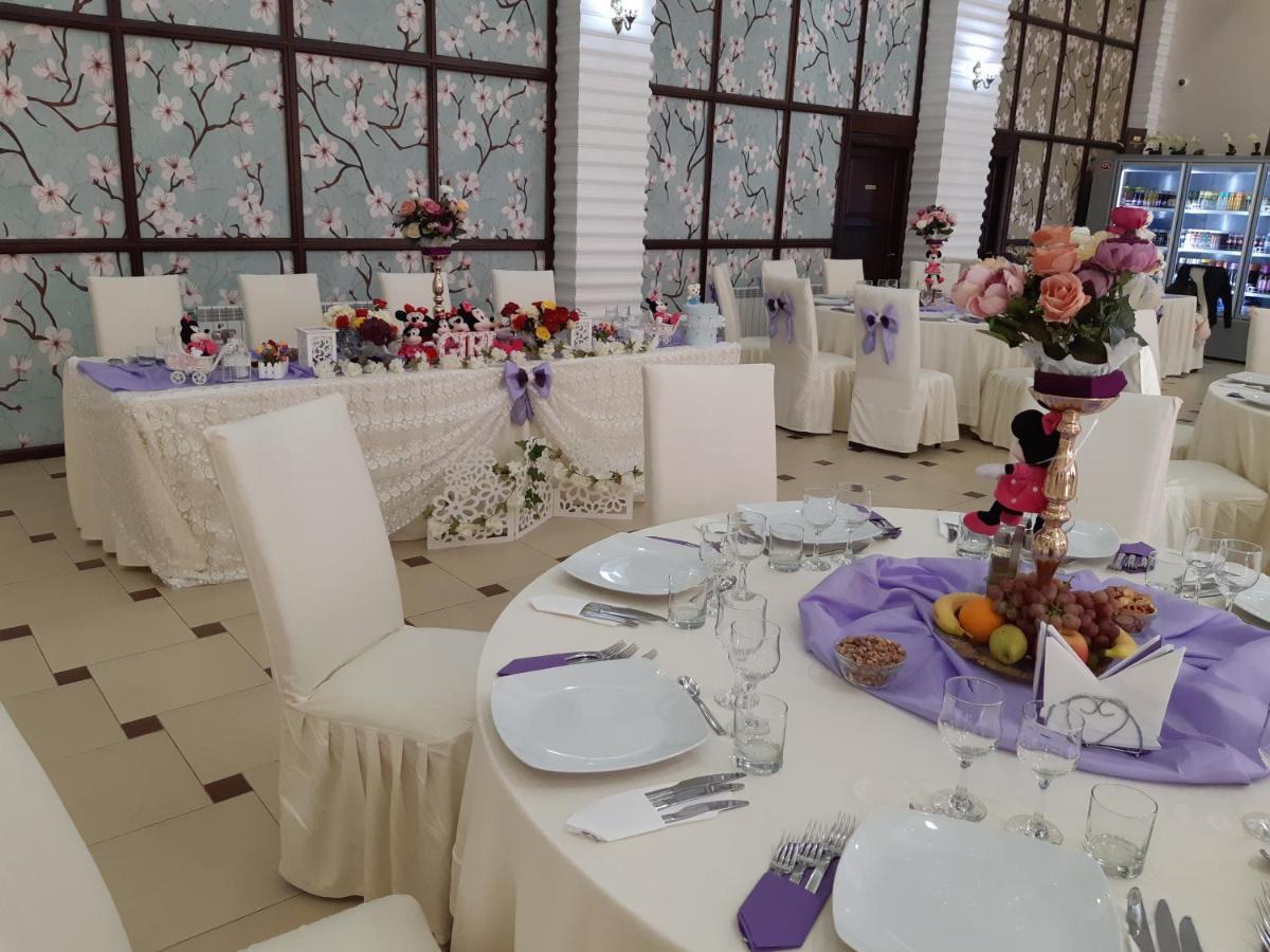 Hotel Ro&Mario Barlad Bîrlad 外观 照片