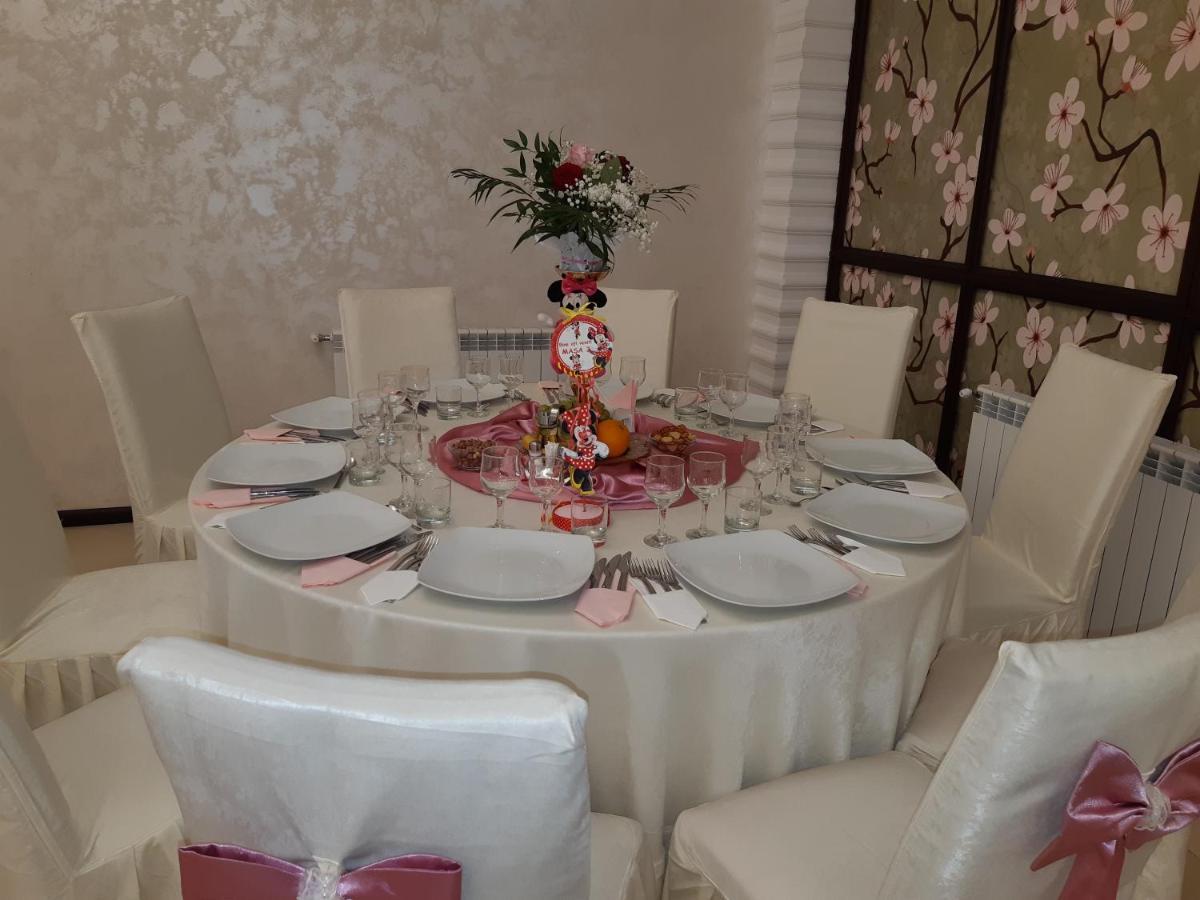 Hotel Ro&Mario Barlad Bîrlad 外观 照片