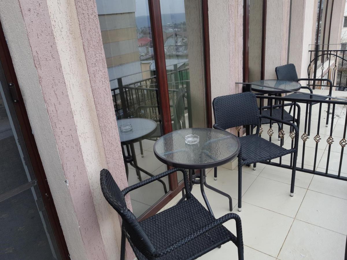 Hotel Ro&Mario Barlad Bîrlad 外观 照片