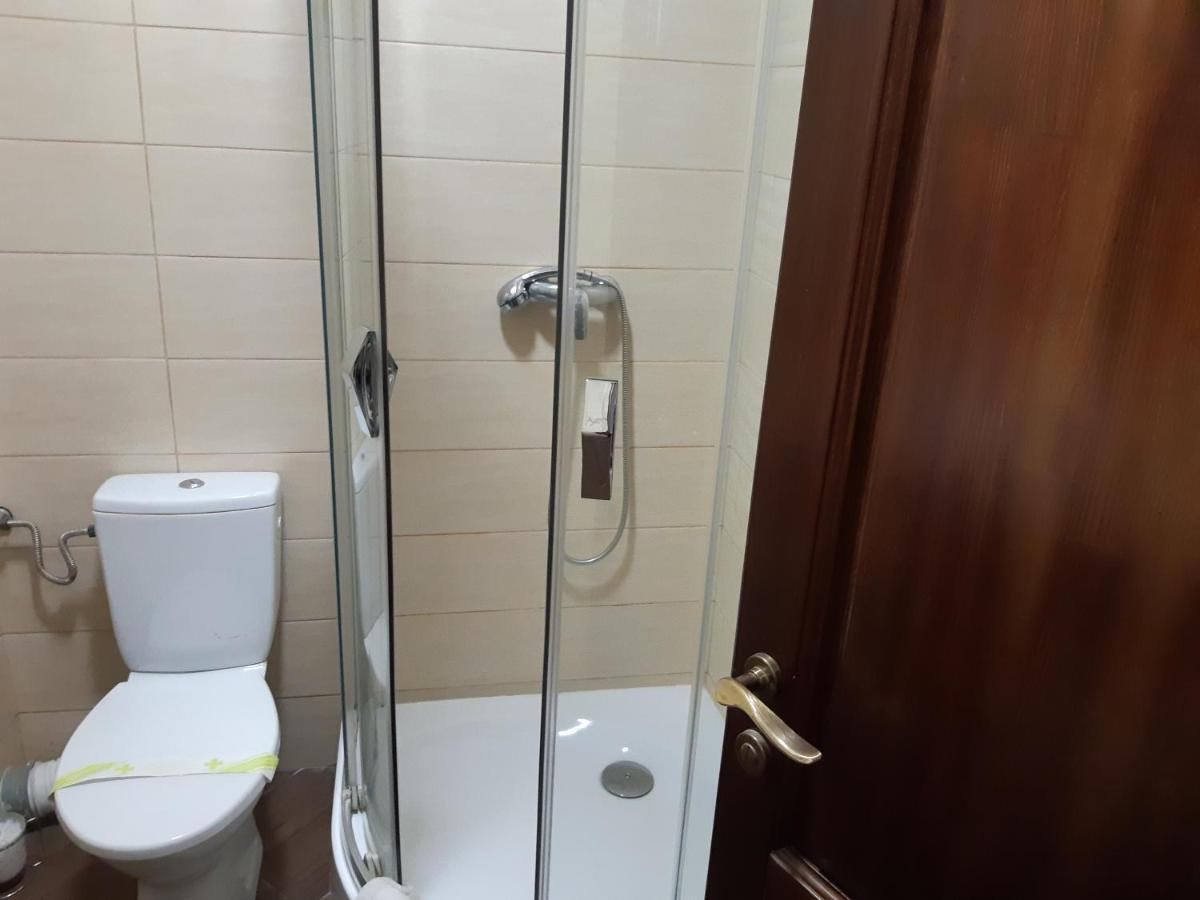 Hotel Ro&Mario Barlad Bîrlad 外观 照片