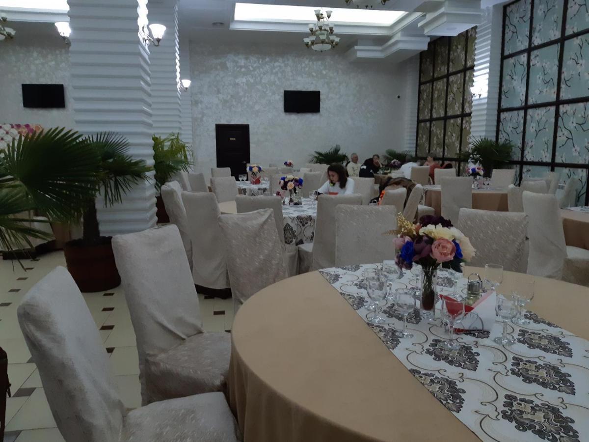Hotel Ro&Mario Barlad Bîrlad 外观 照片